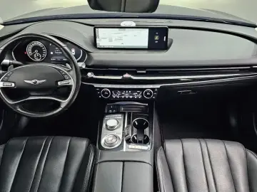 2023 Genesis G80 с пробегом 98 820 км