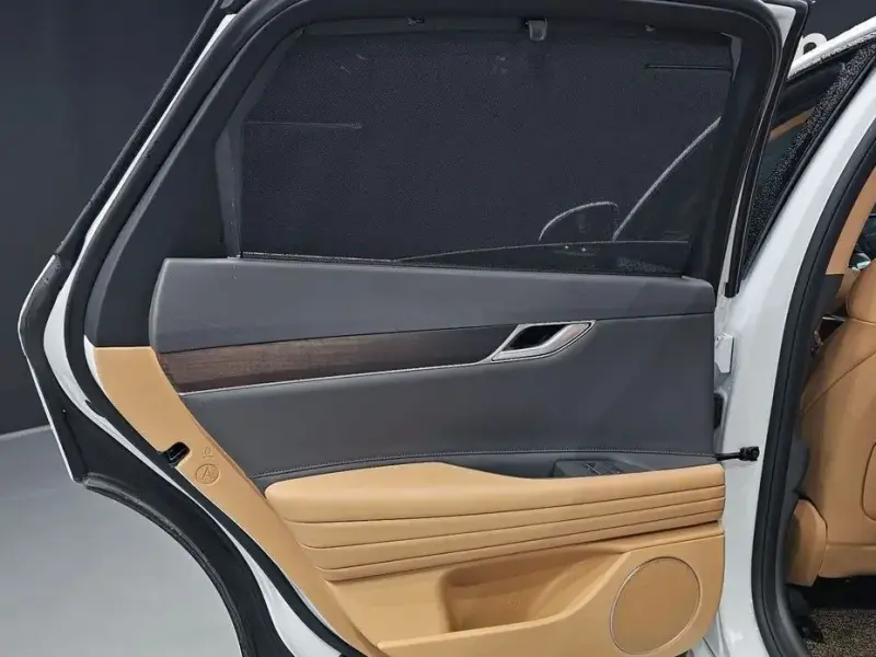 2023 Genesis G80 с пробегом 37 456 км