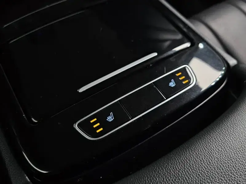 2023 Genesis G80 с пробегом 98 820 км