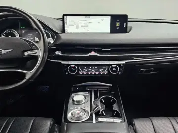 2023 Genesis G80 с пробегом 98 820 км