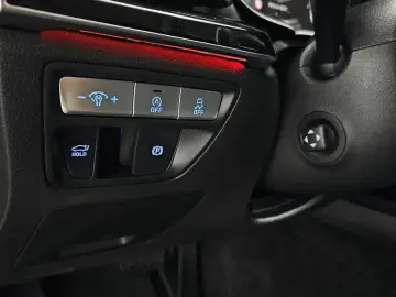 2023 Genesis G80 с пробегом 98 820 км