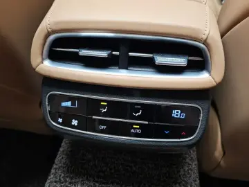 2023 Genesis G80 с пробегом 37 456 км