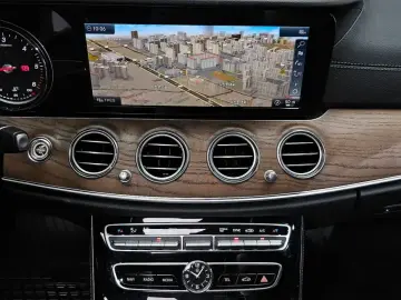 2019 Mercedes-Benz E-Класс с пробегом 85 231 км