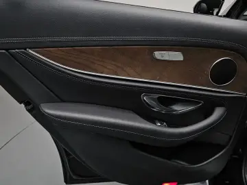 2019 Mercedes-Benz E-Класс с пробегом 85 231 км