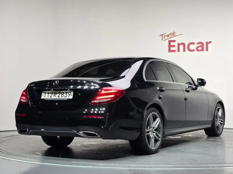 2019 Mercedes-Benz E-Класс с пробегом 104 805 км