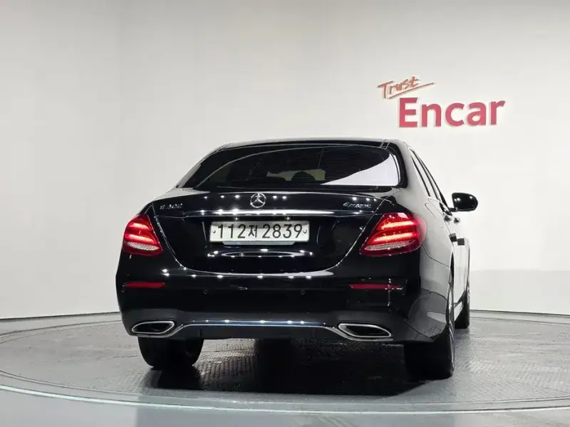 2019 Mercedes-Benz E-Класс с пробегом 104 805 км