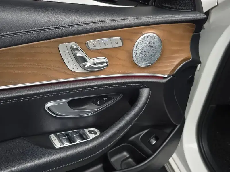 2018 Mercedes-Benz E-Класс с пробегом 90 551 км