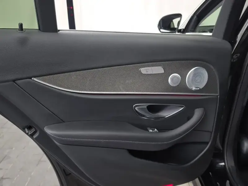 2019 Mercedes-Benz E-Класс с пробегом 104 805 км
