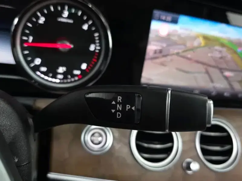 2019 Mercedes-Benz E-Класс с пробегом 277 684 км