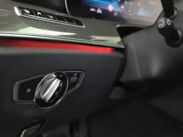 2019 Mercedes-Benz E-Класс с пробегом 104 805 км