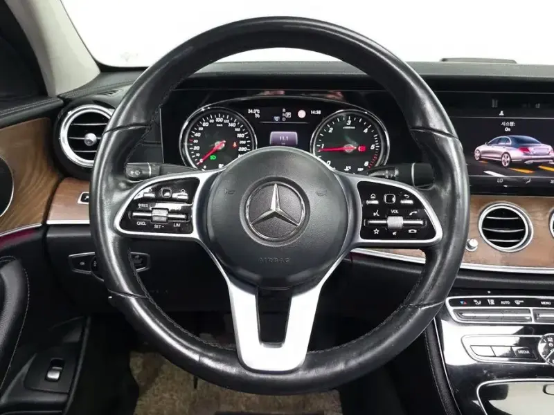 2019 Mercedes-Benz E-Класс с пробегом 277 684 км