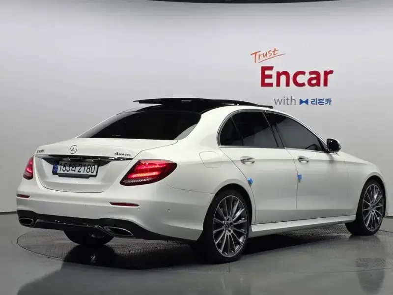 2020 Mercedes-Benz E-Класс с пробегом 49 541 км
