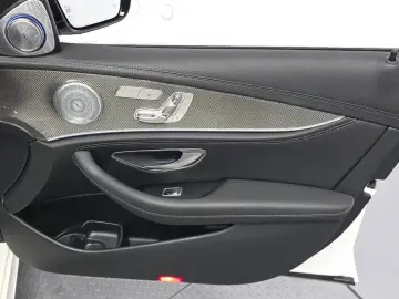 2020 Mercedes-Benz E-Класс с пробегом 49 541 км