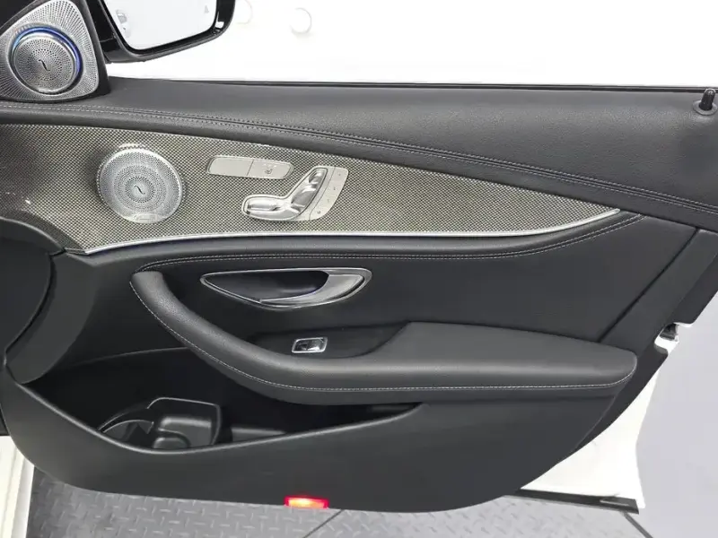 2020 Mercedes-Benz E-Класс с пробегом 49 541 км