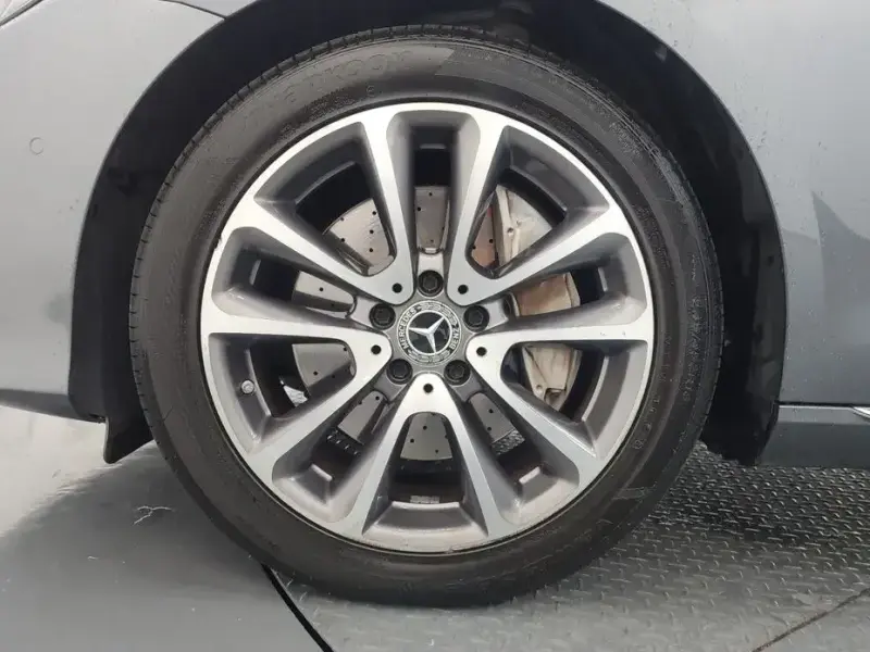 2019 Mercedes-Benz E-Класс с пробегом 296 355 км