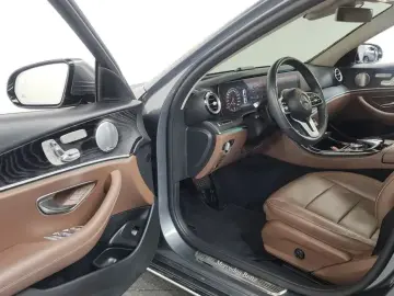 2019 Mercedes-Benz E-Класс с пробегом 296 355 км