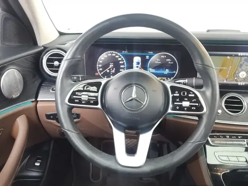 2019 Mercedes-Benz E-Класс с пробегом 296 355 км