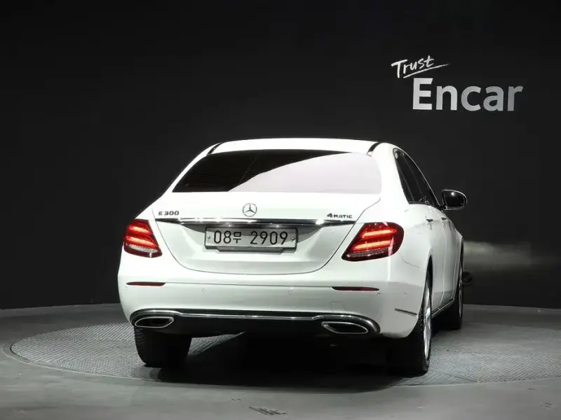 2018 Mercedes-Benz E-Класс с пробегом 79 441 км
