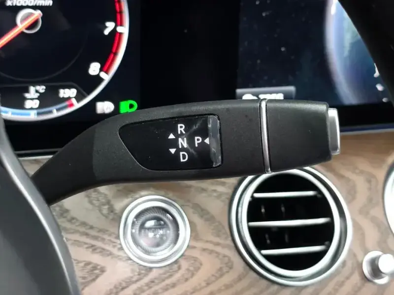 2018 Mercedes-Benz E-Класс с пробегом 79 441 км