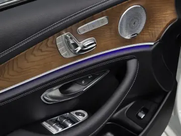 2018 Mercedes-Benz E-Класс с пробегом 79 441 км