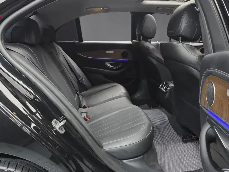 2019 Mercedes-Benz E-Класс с пробегом 127 267 км