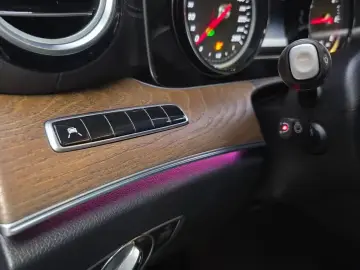 2019 Mercedes-Benz E-Класс с пробегом 127 267 км