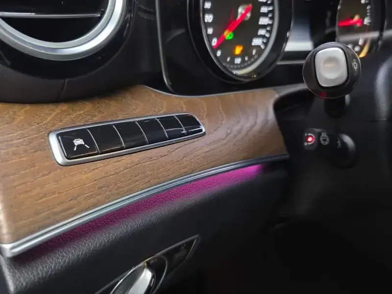 2019 Mercedes-Benz E-Класс с пробегом 127 267 км