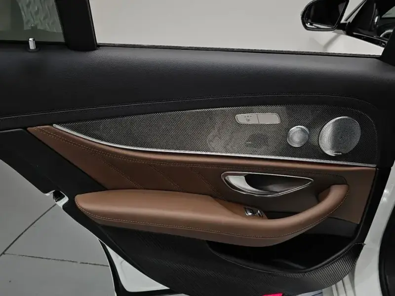 2019 Mercedes-Benz E-Класс с пробегом 58 485 км