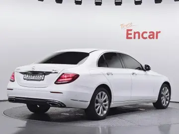 2019 Mercedes-Benz E-Класс с пробегом 93 204 км