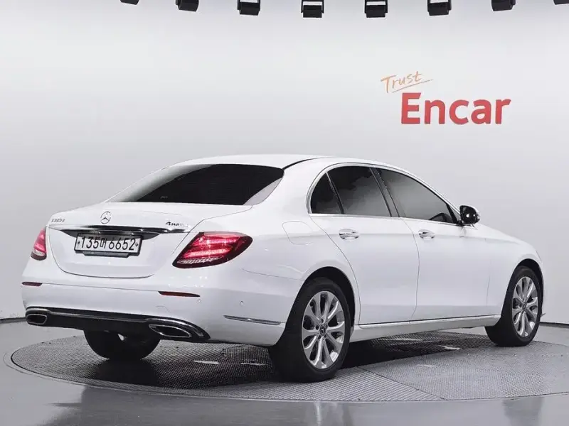 2019 Mercedes-Benz E-Класс с пробегом 93 204 км