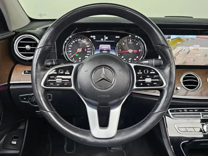 2019 Mercedes-Benz E-Класс с пробегом 93 204 км