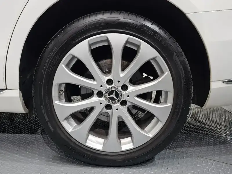 2019 Mercedes-Benz E-Класс с пробегом 93 204 км