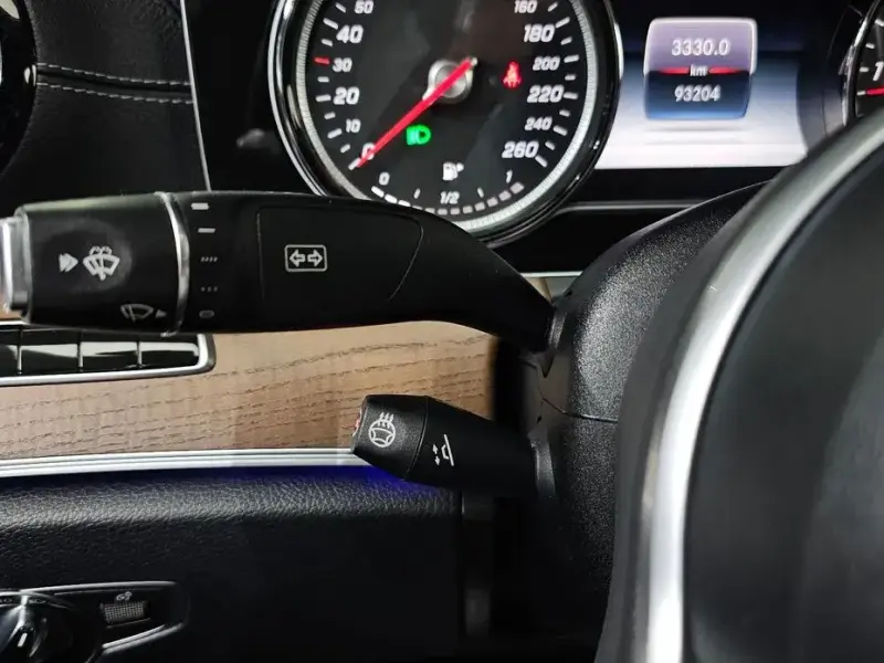 2019 Mercedes-Benz E-Класс с пробегом 93 204 км