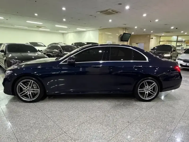 2020 Mercedes-Benz E-Класс с пробегом 26 914 км