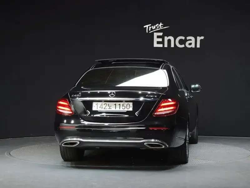 2020 Mercedes-Benz E-Класс с пробегом 109 046 км