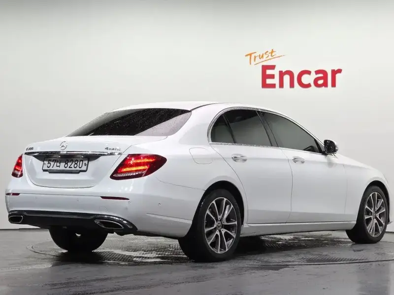 2019 Mercedes-Benz E-Класс с пробегом 75 909 км