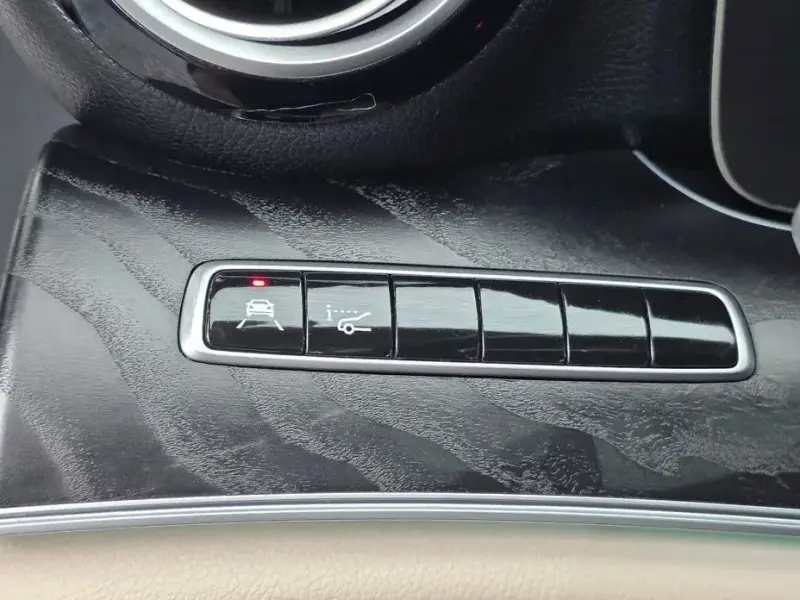 2019 Mercedes-Benz E-Класс с пробегом 75 909 км