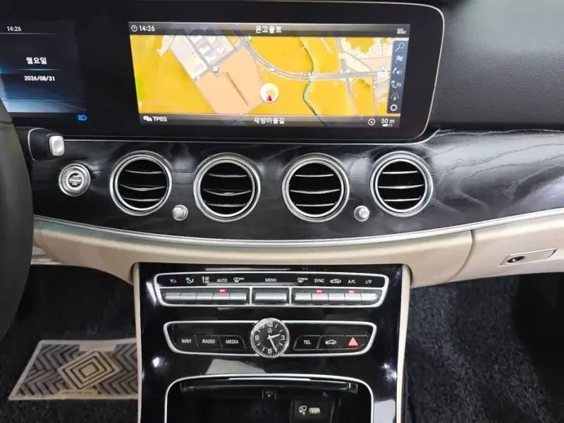 2019 Mercedes-Benz E-Класс с пробегом 75 909 км