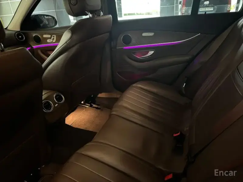 2020 Mercedes-Benz E-Класс с пробегом 123 000 км