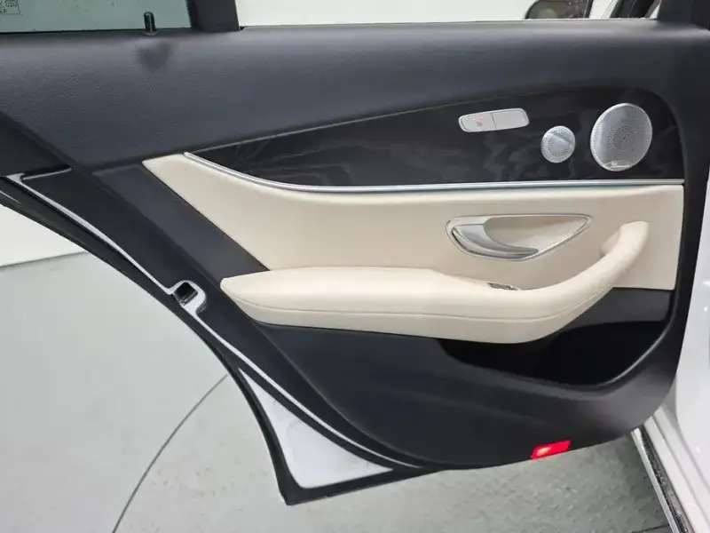 2019 Mercedes-Benz E-Класс с пробегом 75 909 км