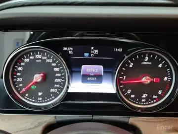 2019 Mercedes-Benz E-Класс с пробегом 69 340 км