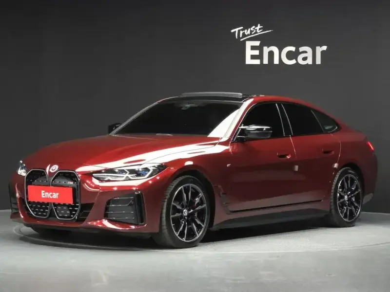 2022 BMW i4 с пробегом 22 928 км