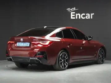 2022 BMW i4 с пробегом 22 928 км