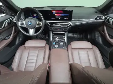 2023 BMW i4 с пробегом 39 378 км