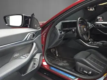 2022 BMW i4 с пробегом 22 928 км
