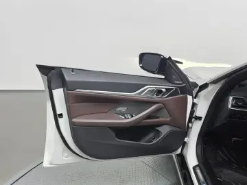 2023 BMW i4 с пробегом 39 378 км