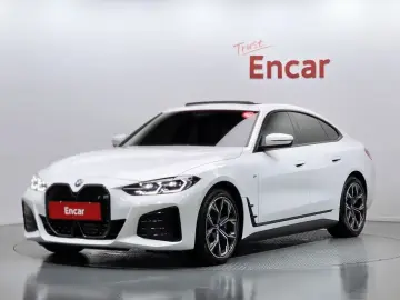 2022 BMW i4 с пробегом 76 809 км
