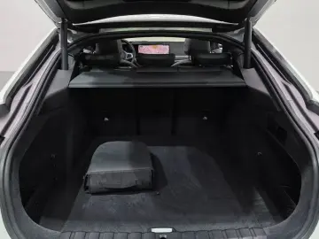 2022 BMW i4 с пробегом 76 809 км