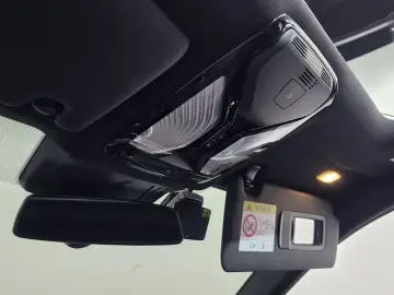 2022 BMW i4 с пробегом 76 809 км