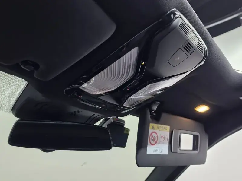 2022 BMW i4 с пробегом 76 809 км